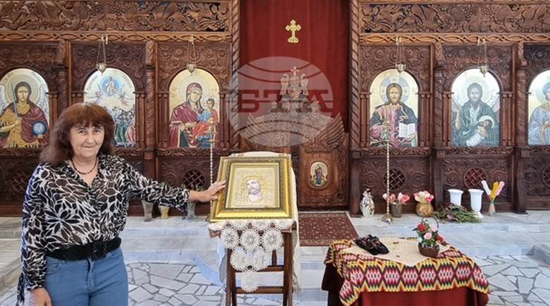 Храмът в село Друган е изграден върху стара недовършена църква